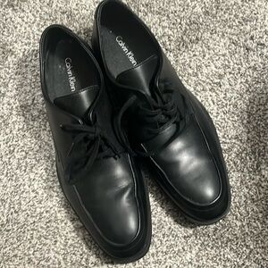 NWOT Men’s Calvin Klein size 10 lace up leather dress shoes